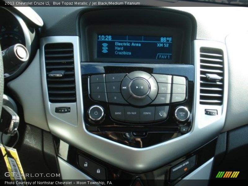 Blue Topaz Metallic / Jet Black/Medium Titanium 2013 Chevrolet Cruze LS