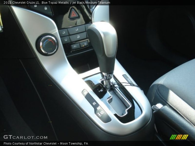 Blue Topaz Metallic / Jet Black/Medium Titanium 2013 Chevrolet Cruze LS