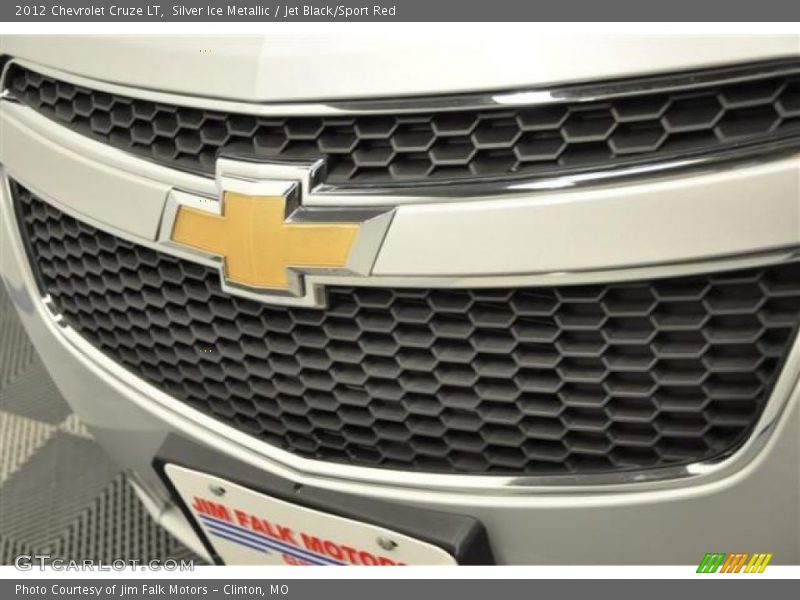 Silver Ice Metallic / Jet Black/Sport Red 2012 Chevrolet Cruze LT