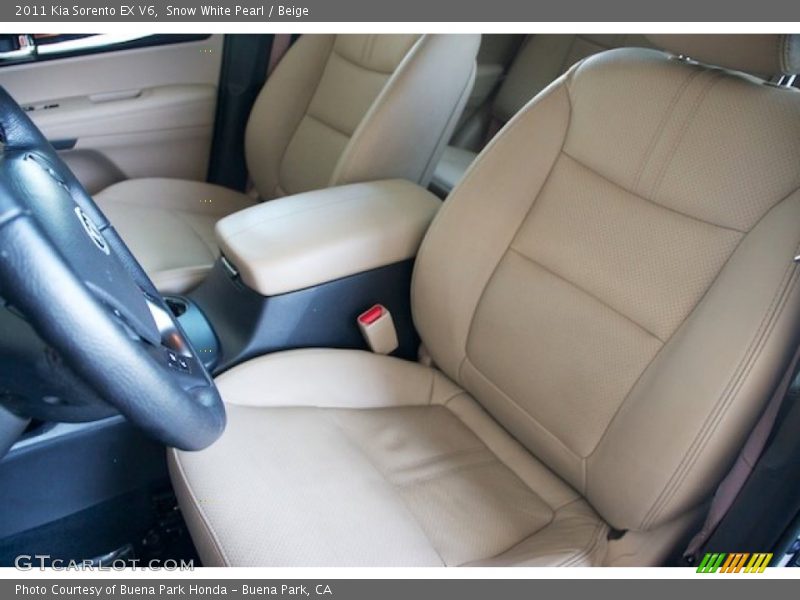 Snow White Pearl / Beige 2011 Kia Sorento EX V6