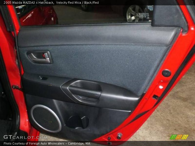 Velocity Red Mica / Black/Red 2005 Mazda MAZDA3 s Hatchback