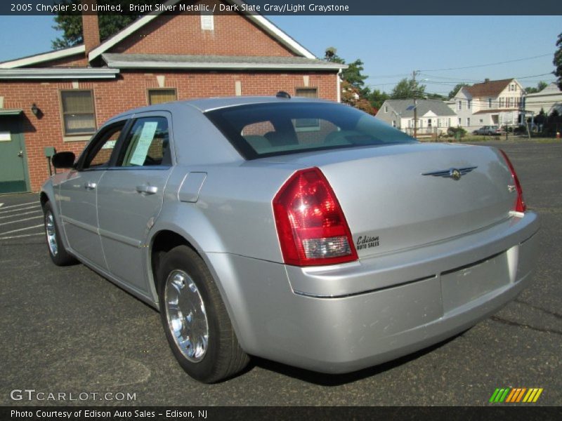 Bright Silver Metallic / Dark Slate Gray/Light Graystone 2005 Chrysler 300 Limited