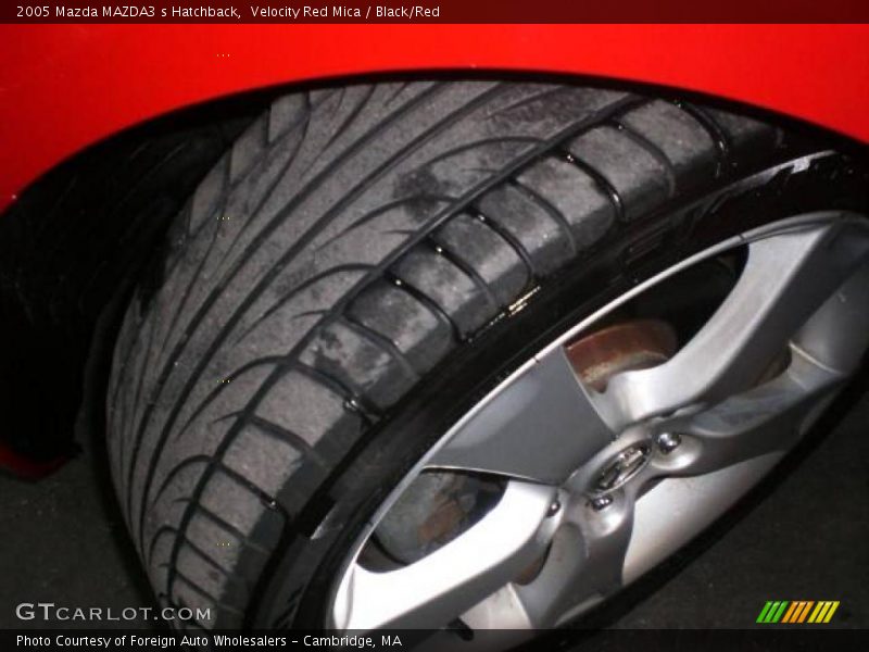 Velocity Red Mica / Black/Red 2005 Mazda MAZDA3 s Hatchback