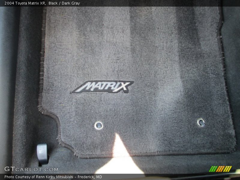 Black / Dark Gray 2004 Toyota Matrix XR