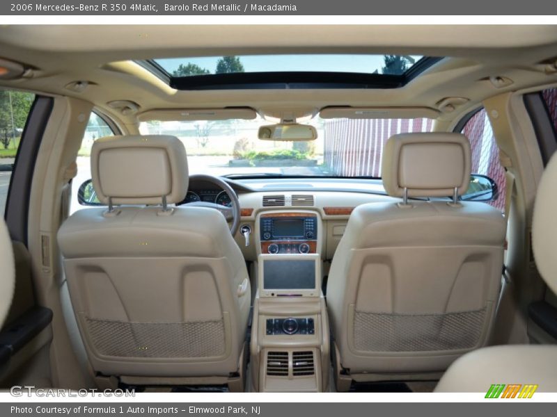 Barolo Red Metallic / Macadamia 2006 Mercedes-Benz R 350 4Matic