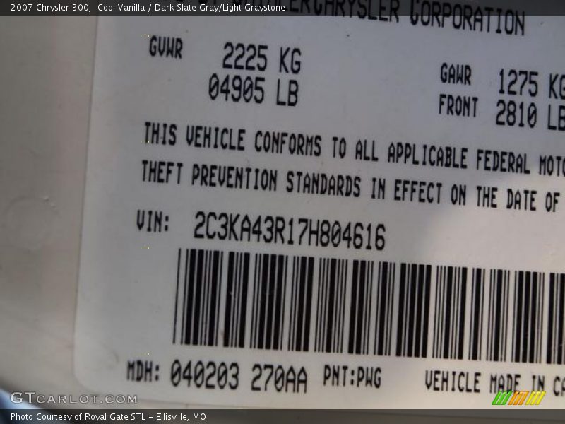 Cool Vanilla / Dark Slate Gray/Light Graystone 2007 Chrysler 300