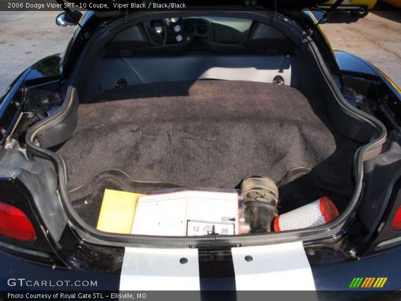  2006 Viper SRT-10 Coupe Trunk