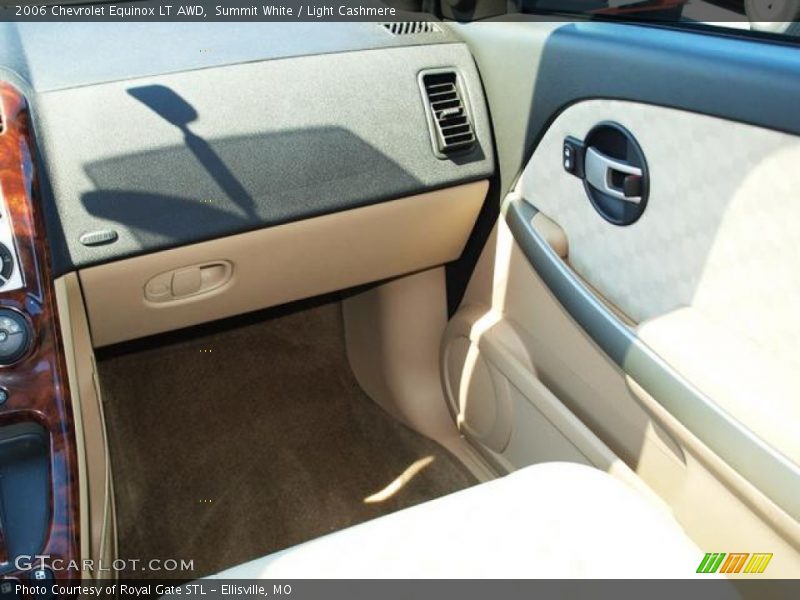 Summit White / Light Cashmere 2006 Chevrolet Equinox LT AWD