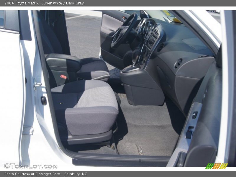 Super White / Dark Gray 2004 Toyota Matrix