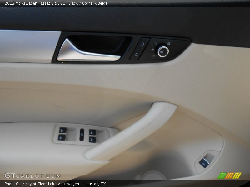 Black / Cornsilk Beige 2013 Volkswagen Passat 2.5L SE
