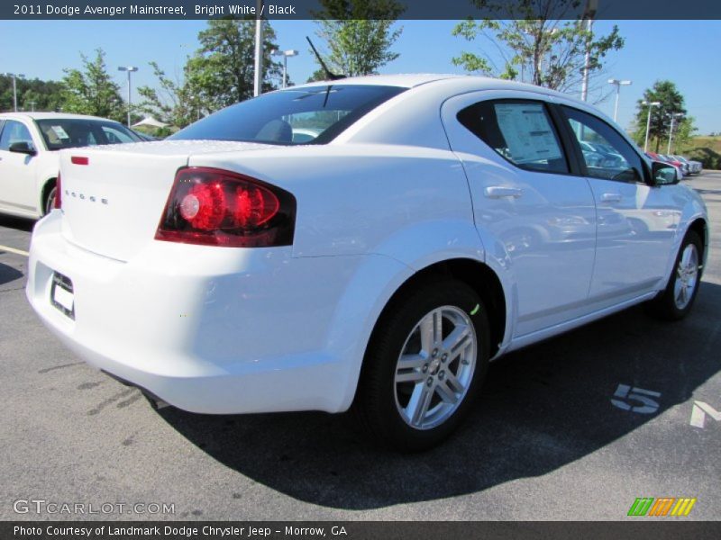 Bright White / Black 2011 Dodge Avenger Mainstreet