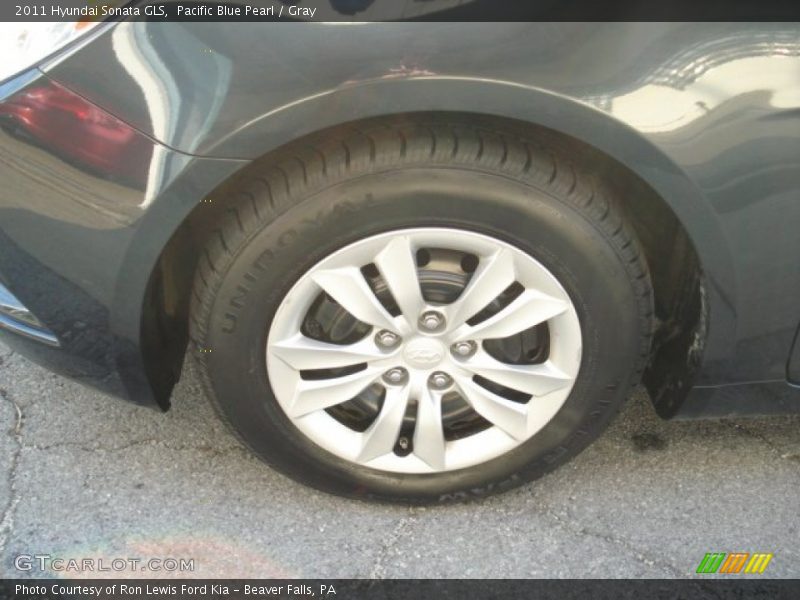 Pacific Blue Pearl / Gray 2011 Hyundai Sonata GLS