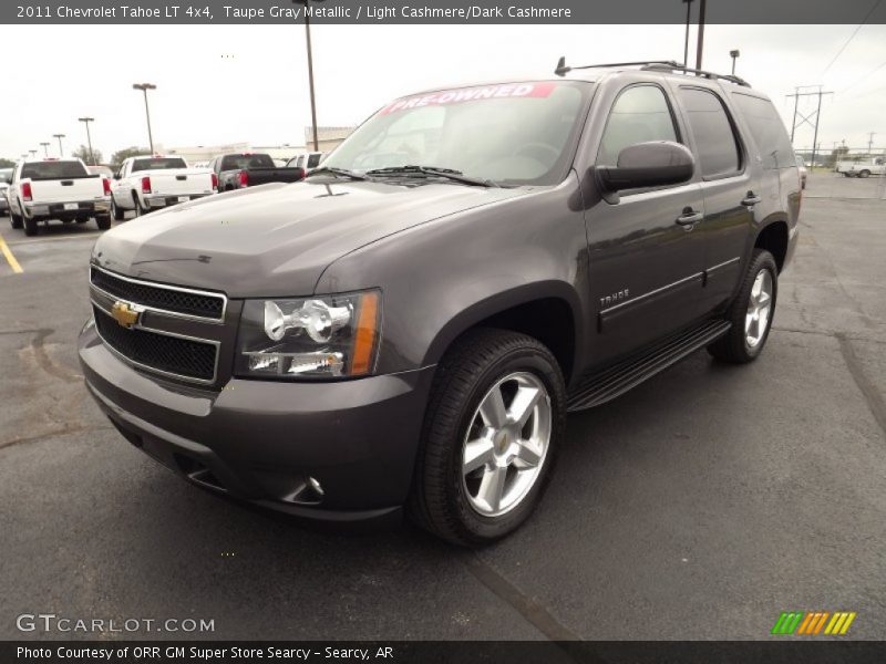 Front 3/4 View of 2011 Tahoe LT 4x4