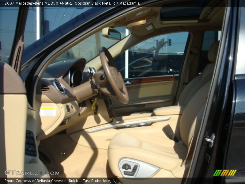 Obsidian Black Metallic / Macadamia 2007 Mercedes-Benz ML 350 4Matic