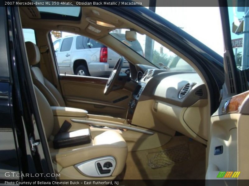 Obsidian Black Metallic / Macadamia 2007 Mercedes-Benz ML 350 4Matic