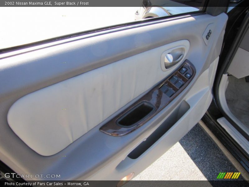 Super Black / Frost 2002 Nissan Maxima GLE