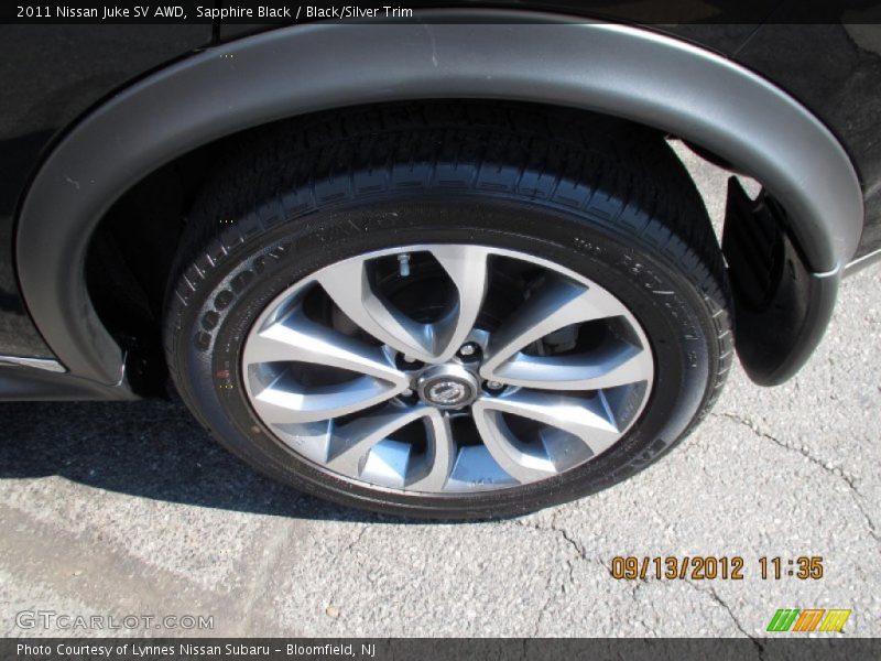 Sapphire Black / Black/Silver Trim 2011 Nissan Juke SV AWD