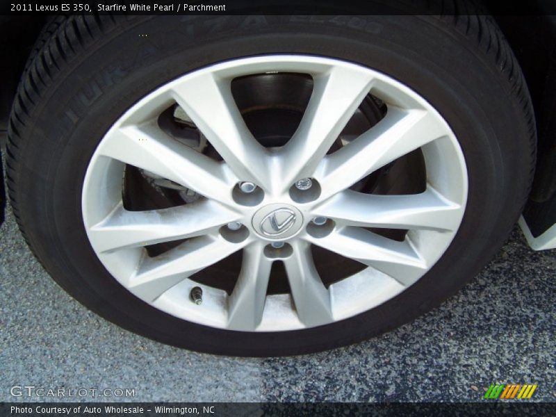 Starfire White Pearl / Parchment 2011 Lexus ES 350