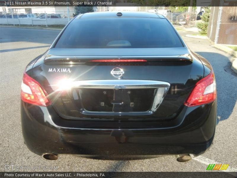 Super Black / Charcoal 2011 Nissan Maxima 3.5 SV Premium