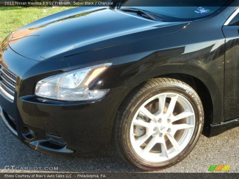 Super Black / Charcoal 2011 Nissan Maxima 3.5 SV Premium