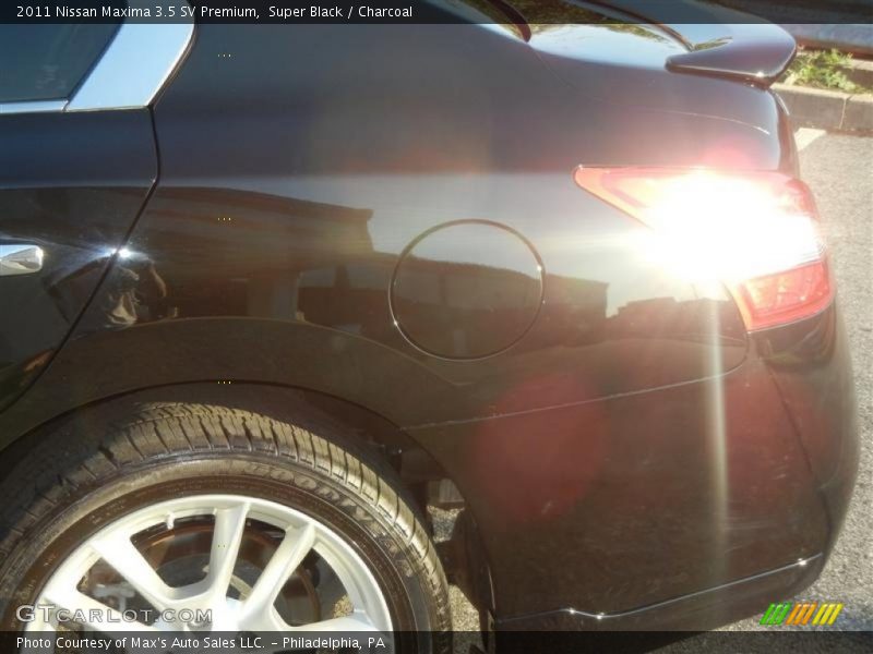 Super Black / Charcoal 2011 Nissan Maxima 3.5 SV Premium