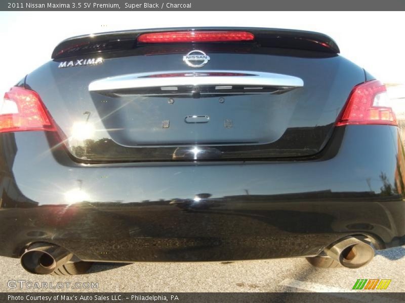 Super Black / Charcoal 2011 Nissan Maxima 3.5 SV Premium