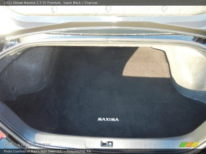 Super Black / Charcoal 2011 Nissan Maxima 3.5 SV Premium