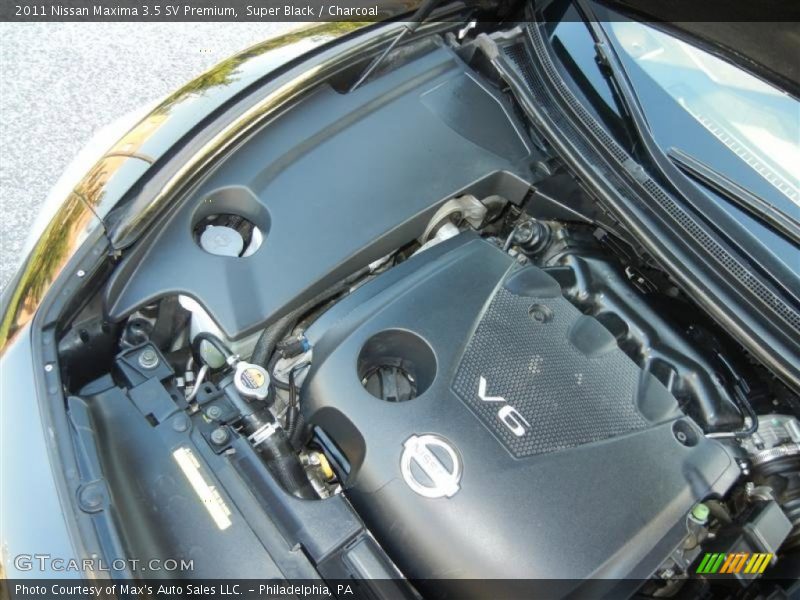 Super Black / Charcoal 2011 Nissan Maxima 3.5 SV Premium