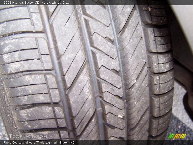 Nordic White / Gray 2008 Hyundai Tucson SE