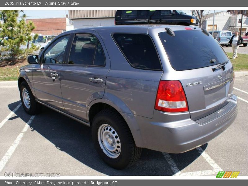 Alpine Gray / Gray 2005 Kia Sorento LX