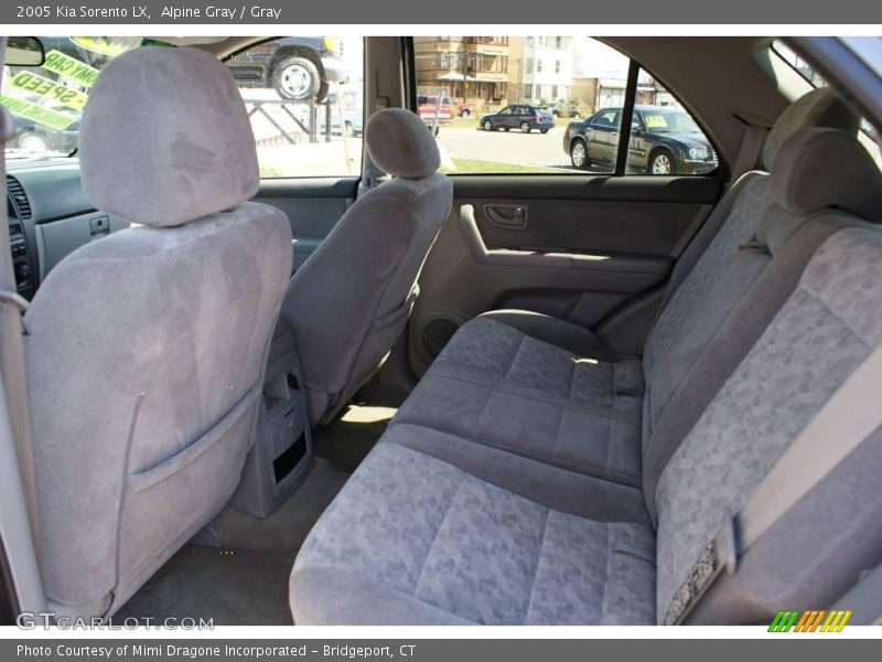 Alpine Gray / Gray 2005 Kia Sorento LX