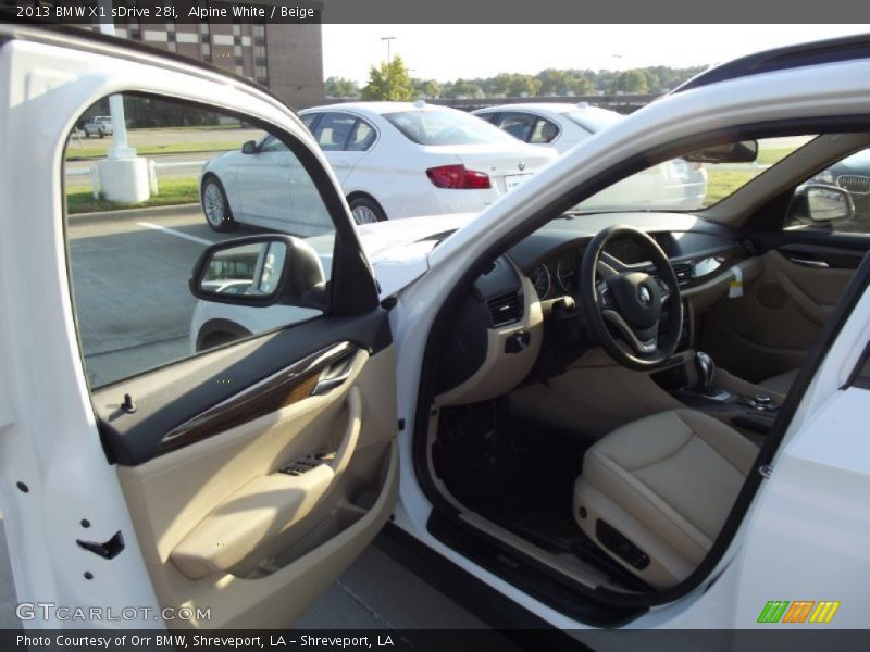 Alpine White / Beige 2013 BMW X1 sDrive 28i