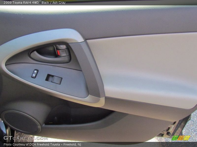 Black / Ash Gray 2009 Toyota RAV4 4WD