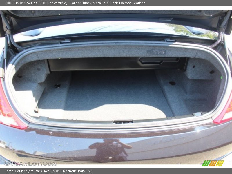  2009 6 Series 650i Convertible Trunk