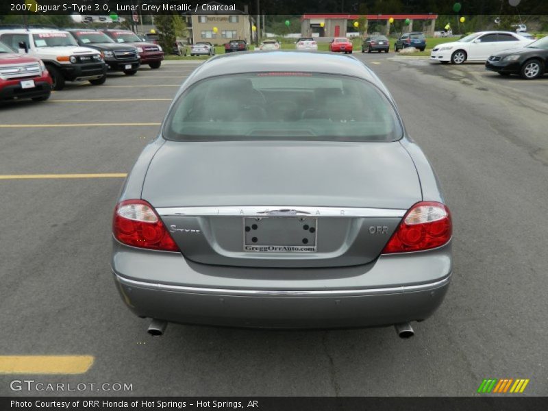 Lunar Grey Metallic / Charcoal 2007 Jaguar S-Type 3.0