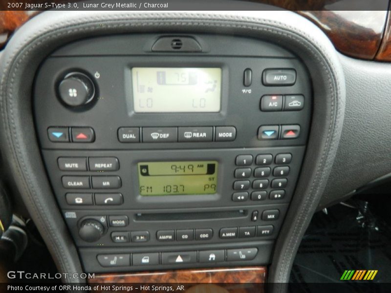 Controls of 2007 S-Type 3.0