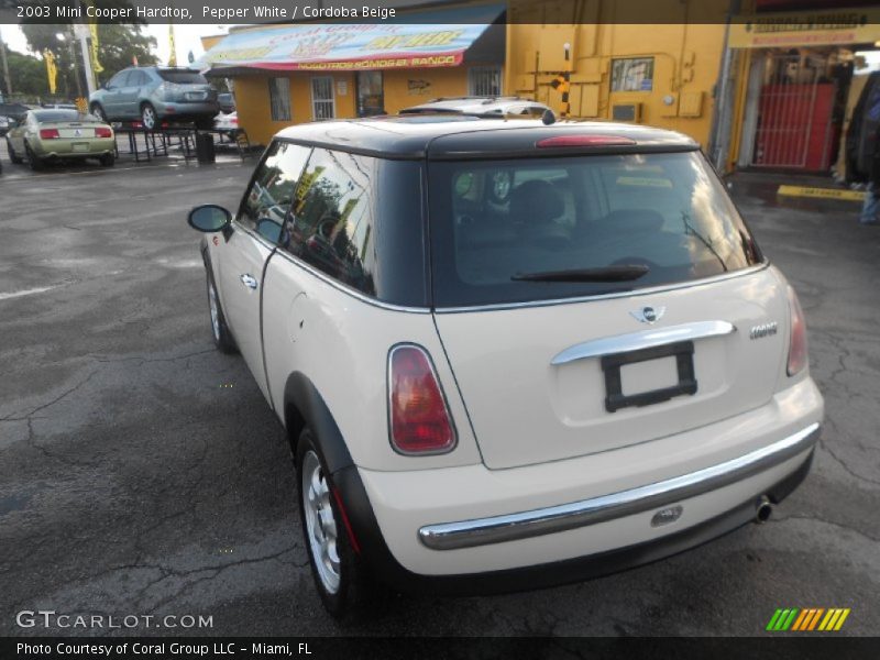 Pepper White / Cordoba Beige 2003 Mini Cooper Hardtop