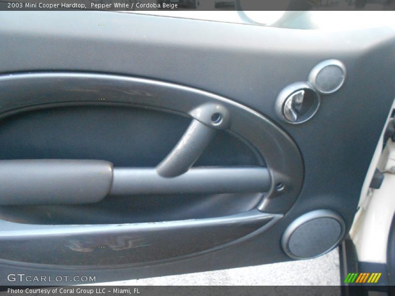 Pepper White / Cordoba Beige 2003 Mini Cooper Hardtop