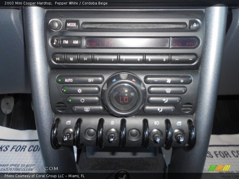 Pepper White / Cordoba Beige 2003 Mini Cooper Hardtop