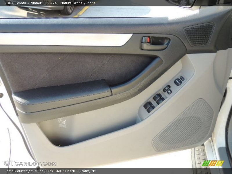 Natural White / Stone 2004 Toyota 4Runner SR5 4x4