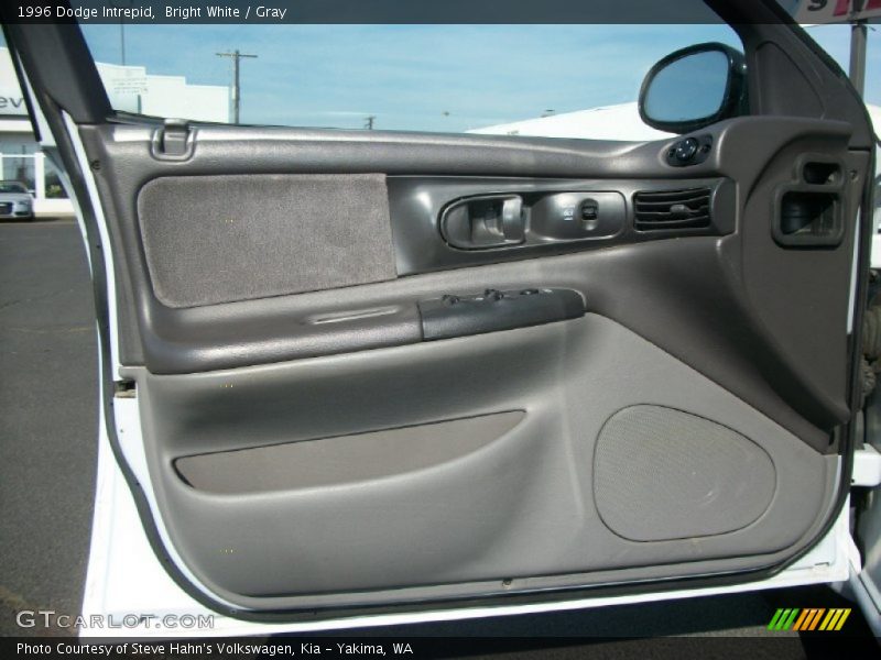 Bright White / Gray 1996 Dodge Intrepid
