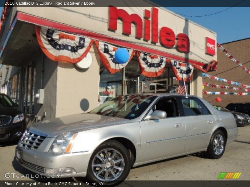 Radiant Silver / Ebony 2010 Cadillac DTS Luxury
