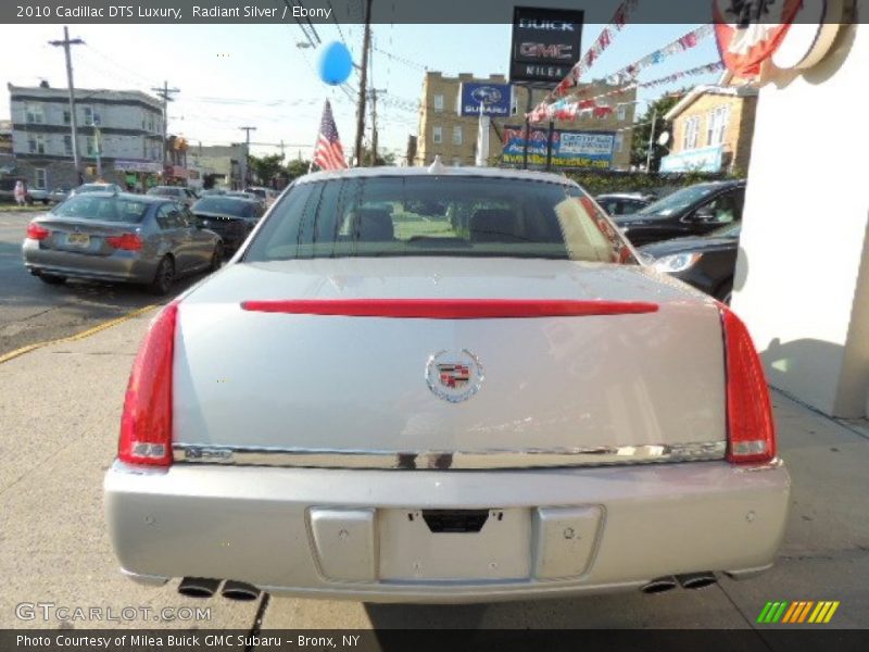 Radiant Silver / Ebony 2010 Cadillac DTS Luxury