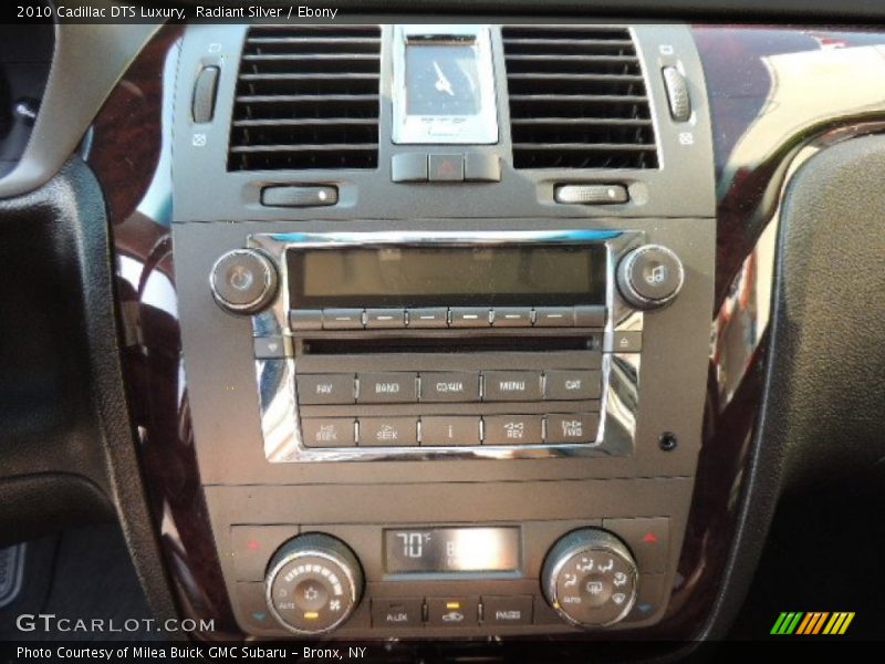 Radiant Silver / Ebony 2010 Cadillac DTS Luxury