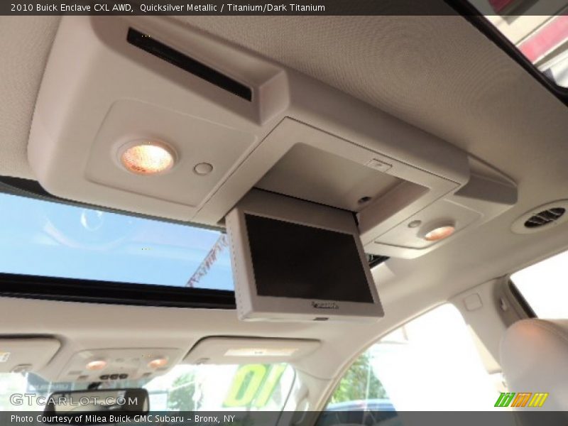 Quicksilver Metallic / Titanium/Dark Titanium 2010 Buick Enclave CXL AWD