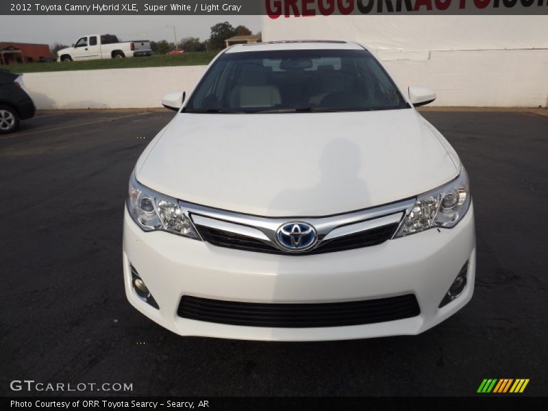 Super White / Light Gray 2012 Toyota Camry Hybrid XLE