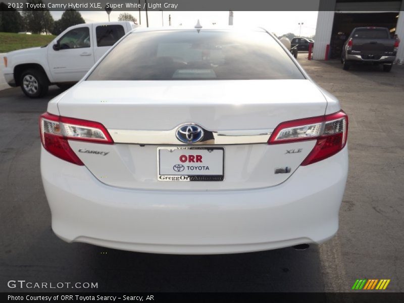 Super White / Light Gray 2012 Toyota Camry Hybrid XLE