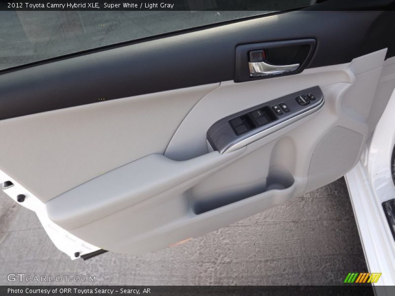 Super White / Light Gray 2012 Toyota Camry Hybrid XLE