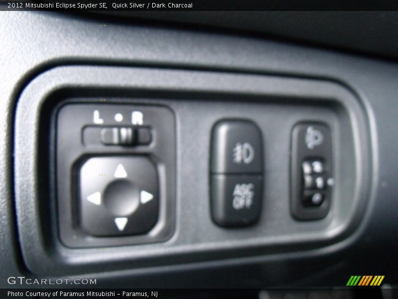Quick Silver / Dark Charcoal 2012 Mitsubishi Eclipse Spyder SE