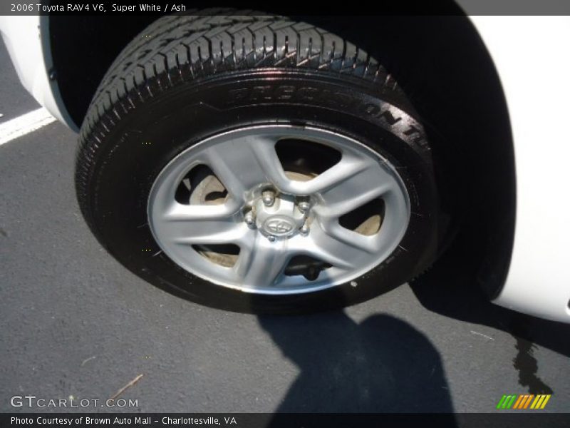 Super White / Ash 2006 Toyota RAV4 V6